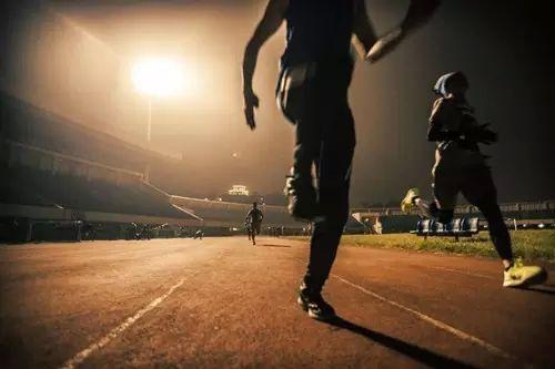 起无疑吸引 起无疑吸引