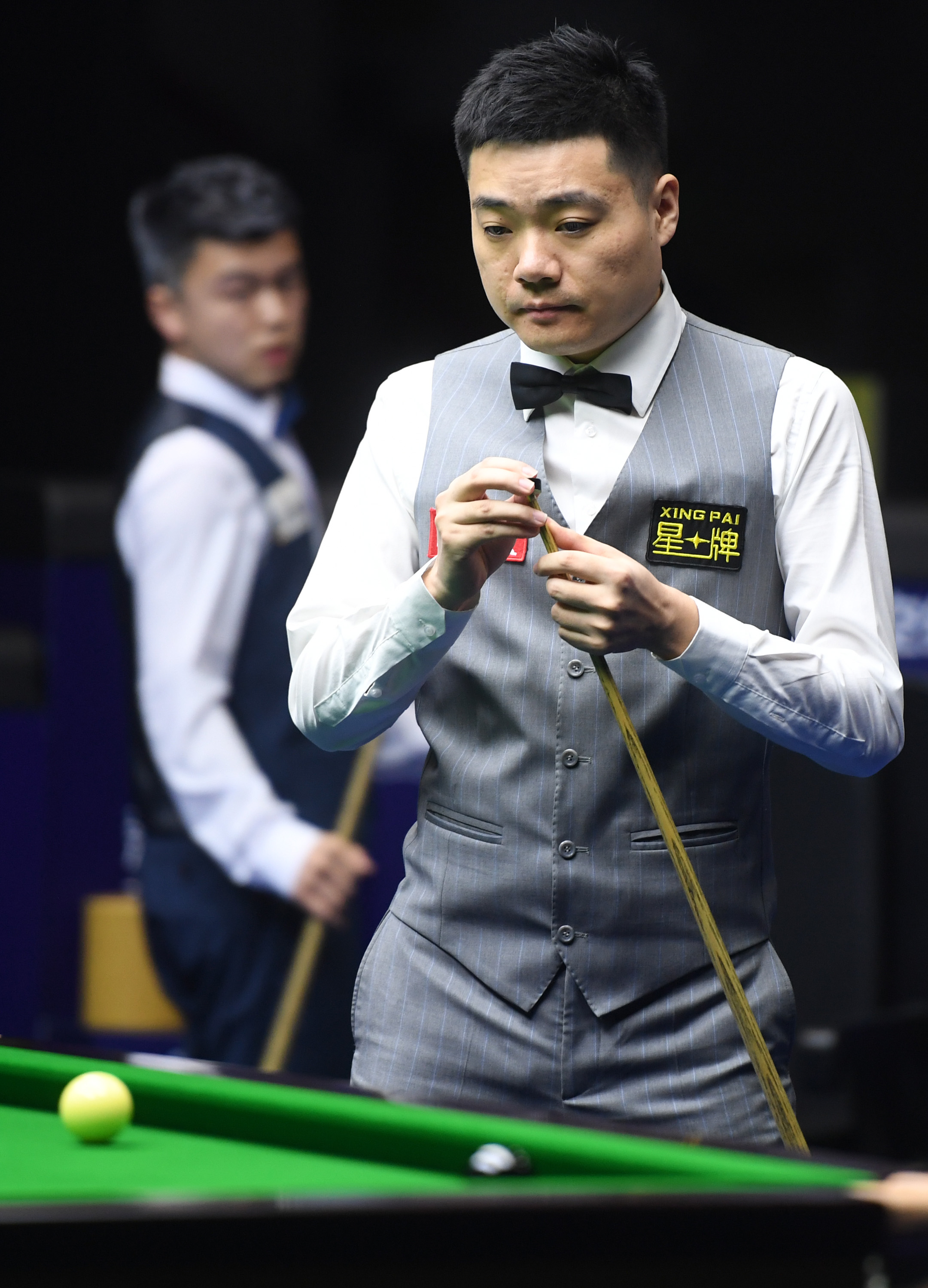 刘晨接触到 刘晨接触到