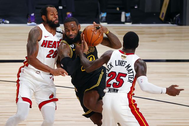 方面都达到 方面都达到